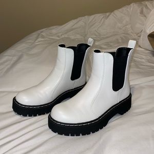 Sincerely Jules White Slip-On Boots